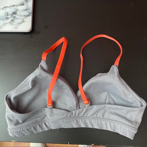 Athleta Inhale Sports Bra! - Picture 5 of 6